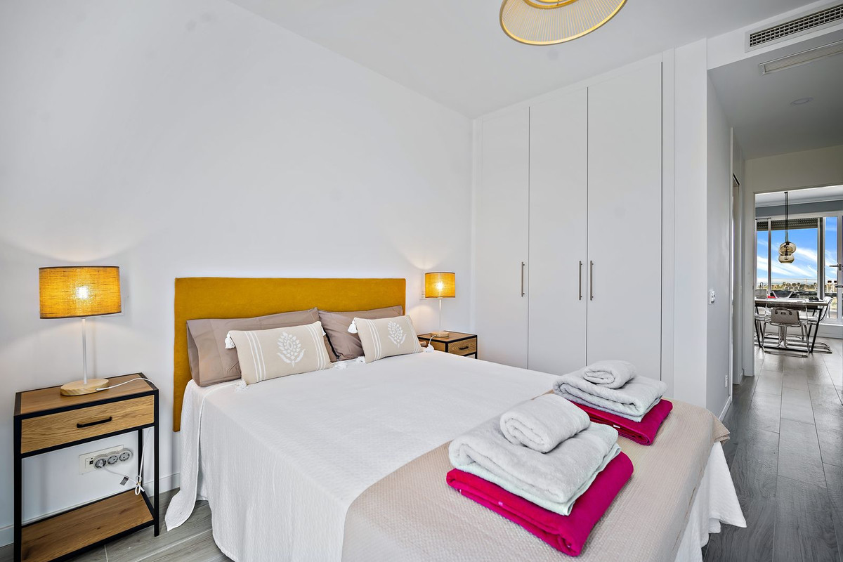 Apartment for short term rent in Cancelada, Estepona East