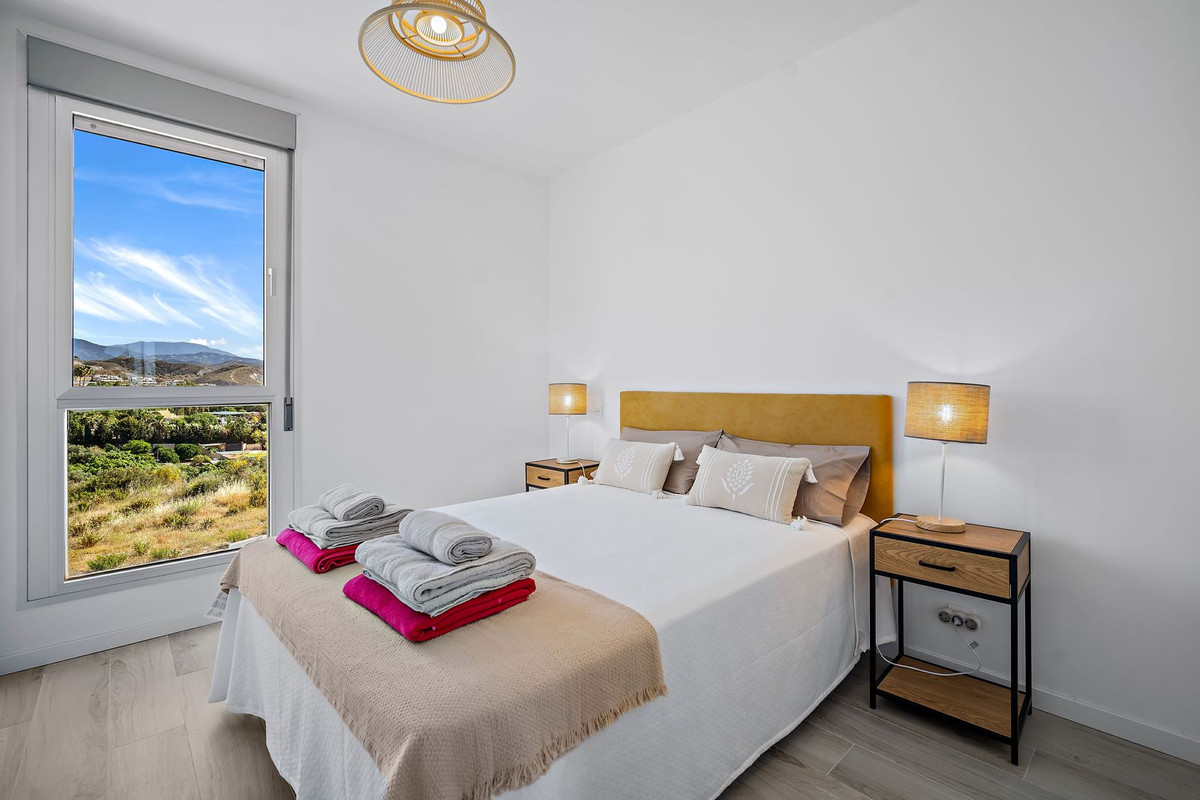 Apartment for short term rent in Cancelada, Estepona East