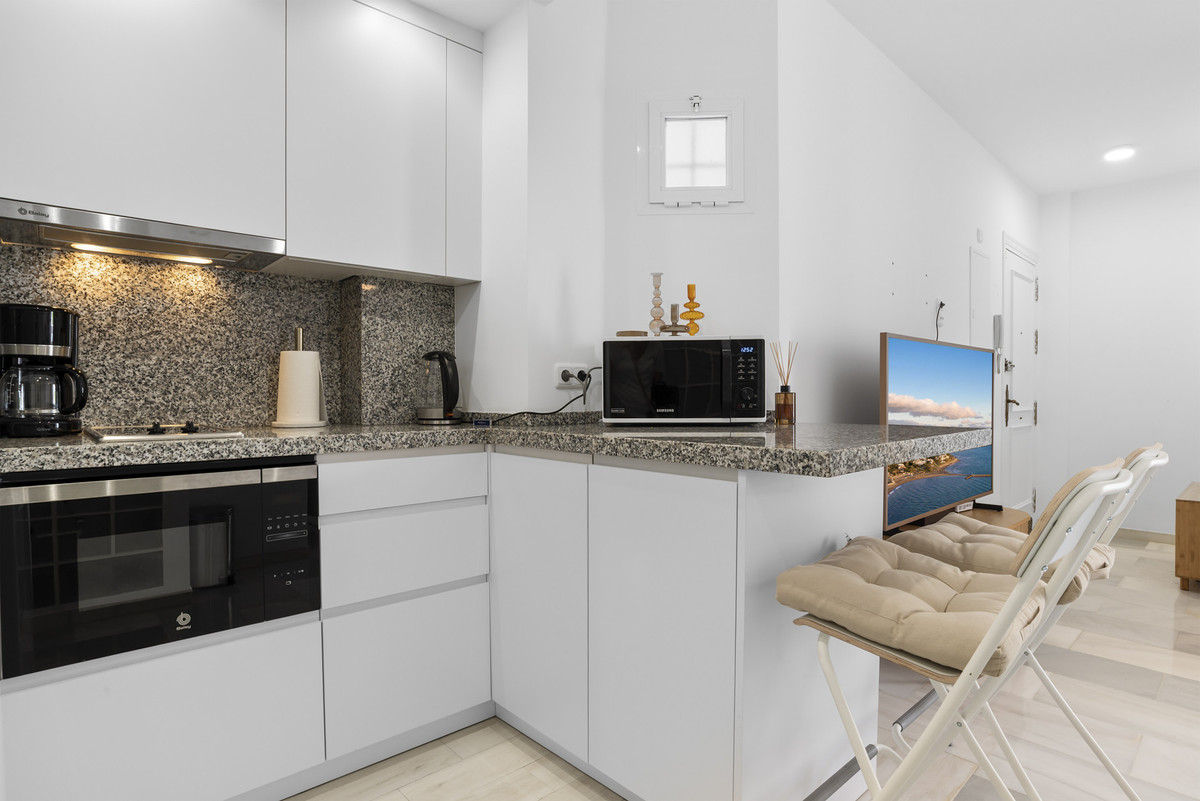 Apartamento en alquiler en Nueva Andalucia, Marbella