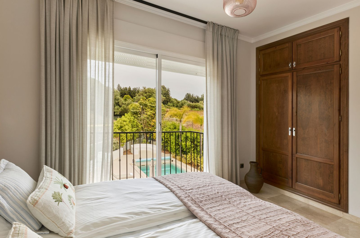 Villa for rent in Nueva Andalucia, Marbella