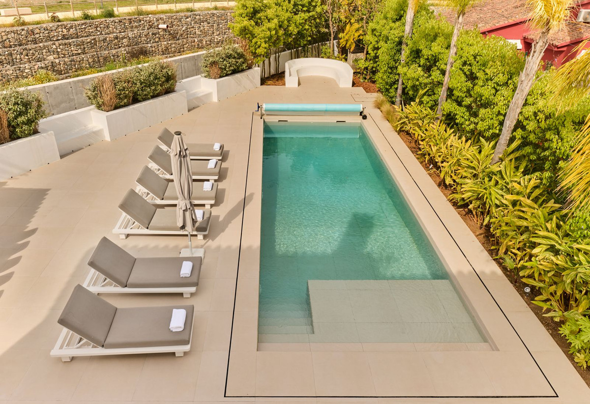 Villa for rent in Nueva Andalucia, Marbella