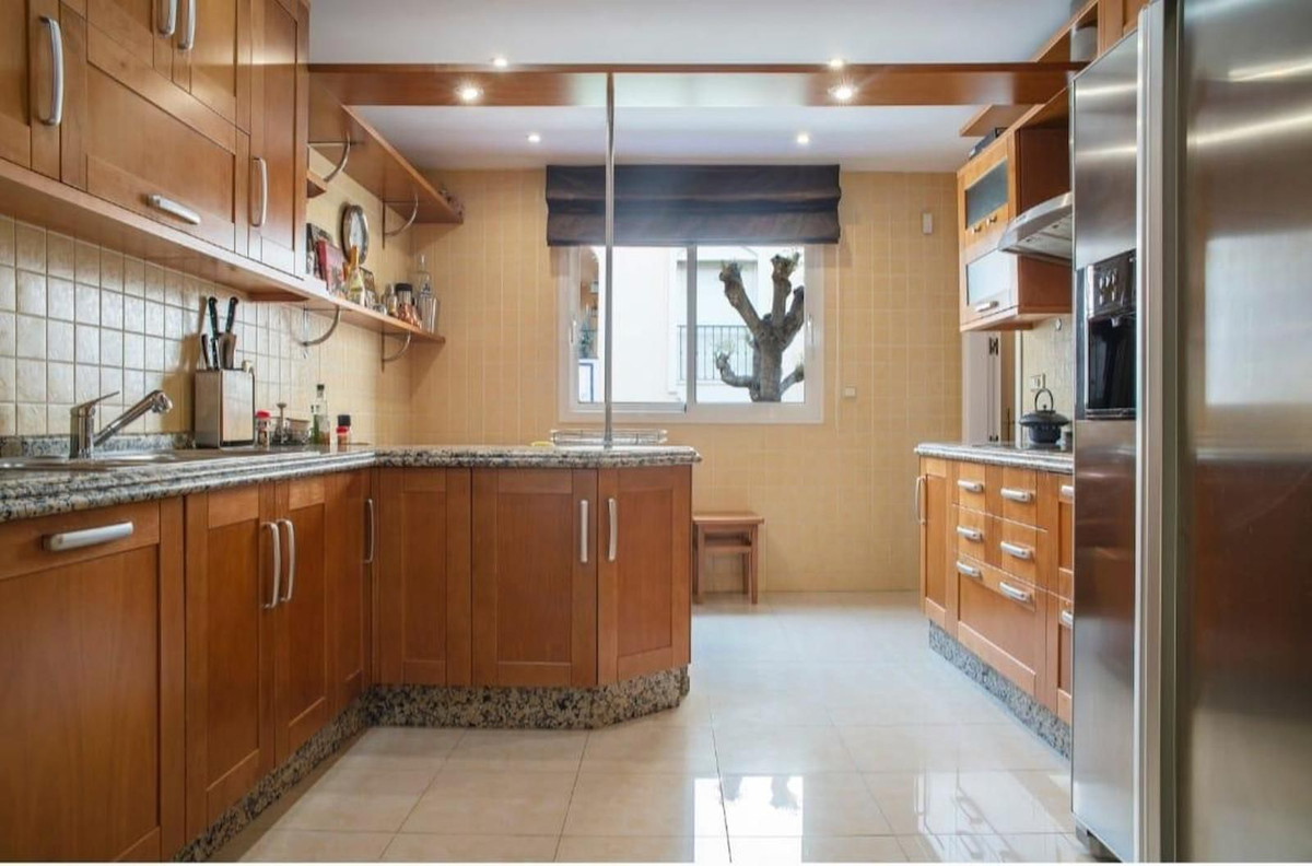 Ground Floor Apartment for rent in Marbella Golden Mile