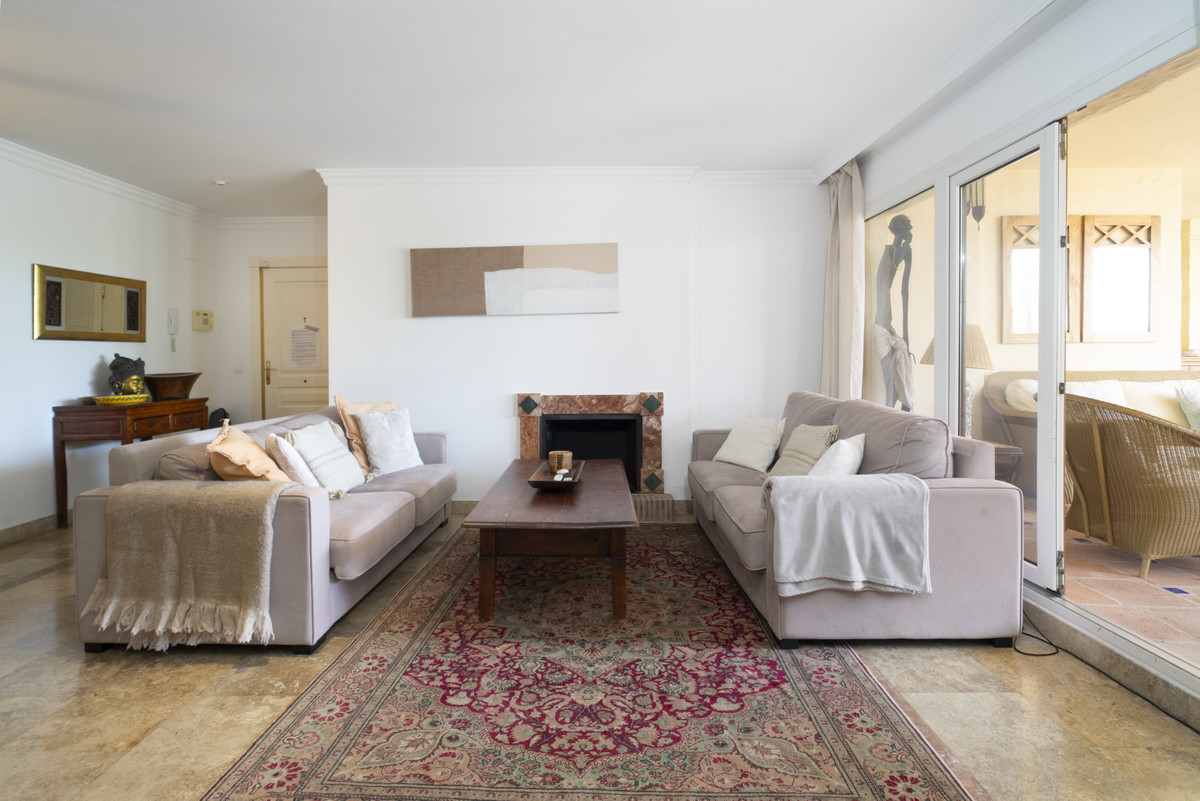 Apartment for long term rent in Marbella Golden Mile