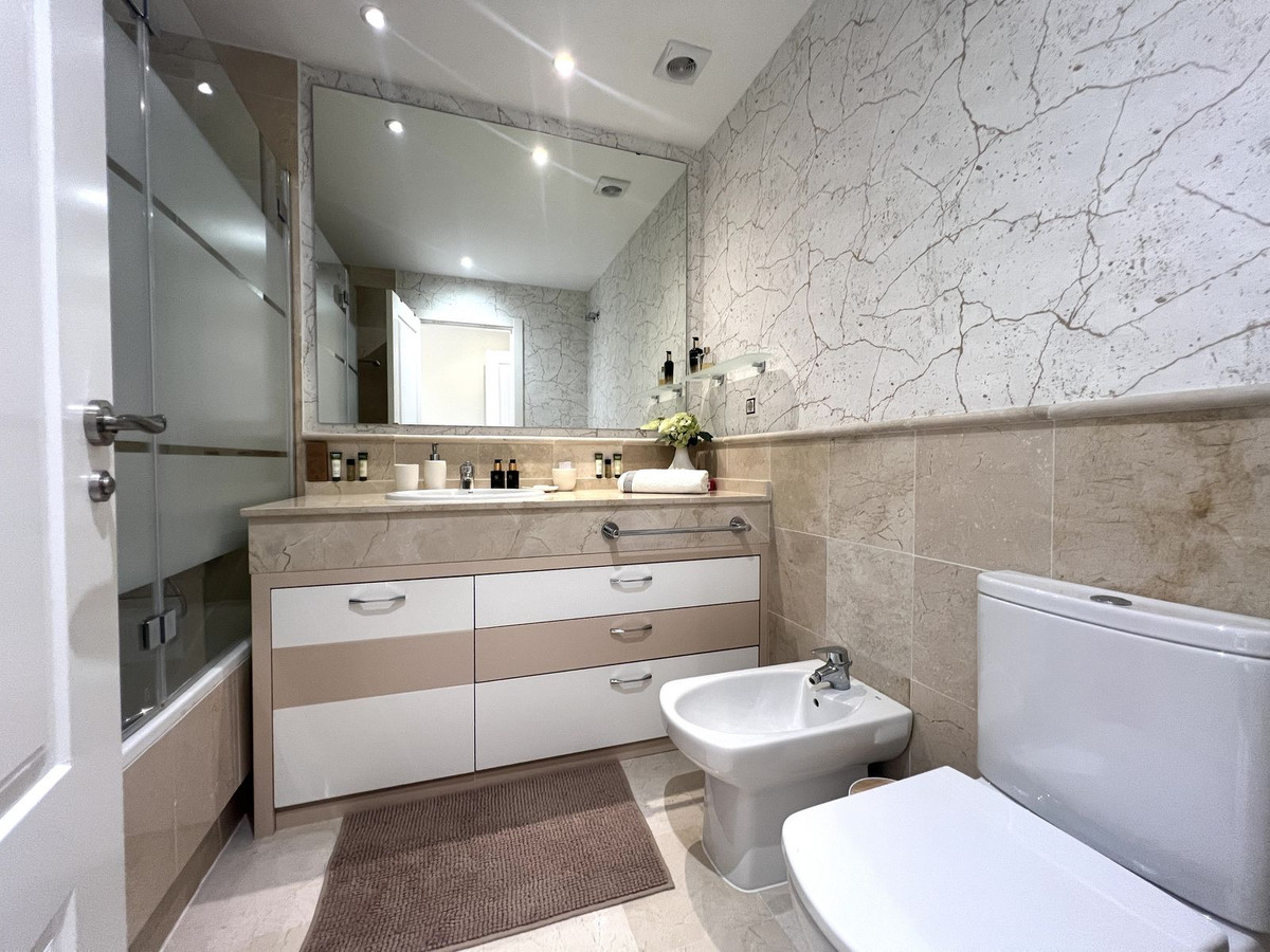 Apartment for short term rent in Nueva Andalucia, Marbella