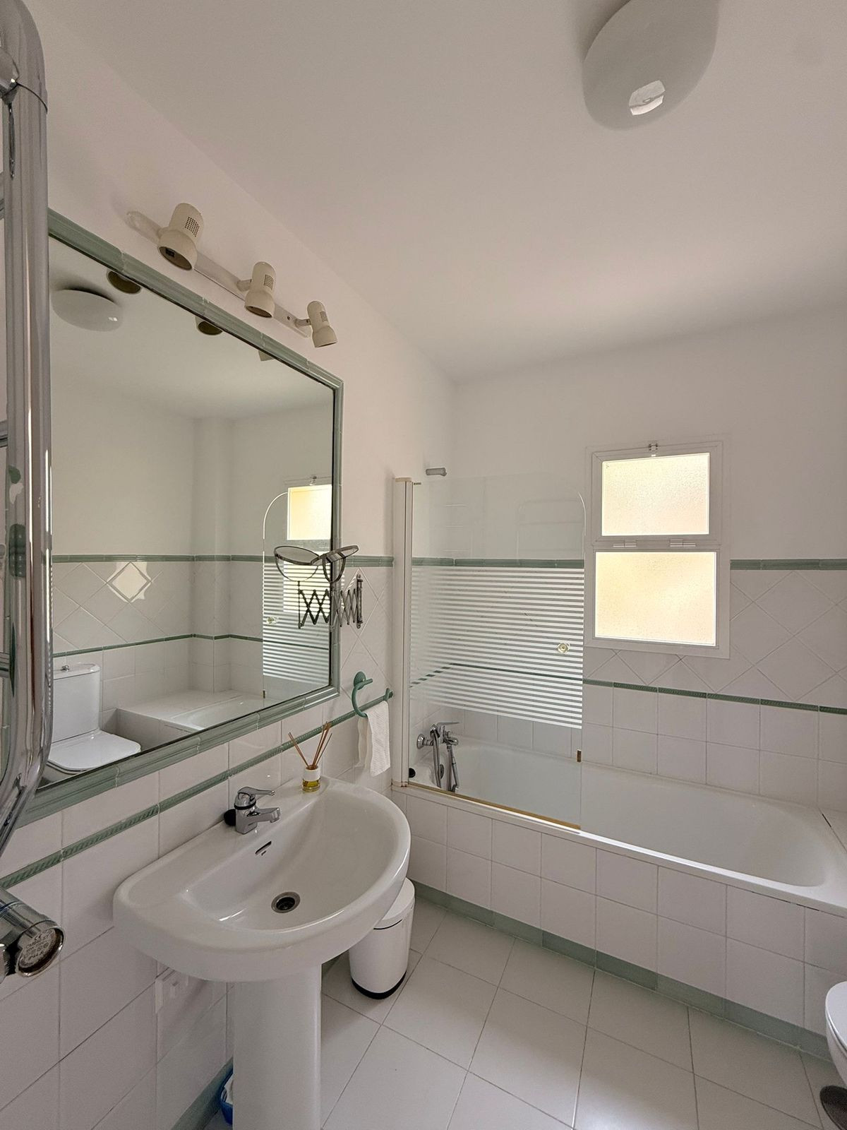 Apartamento en alquiler en La Quinta, Benahavis
