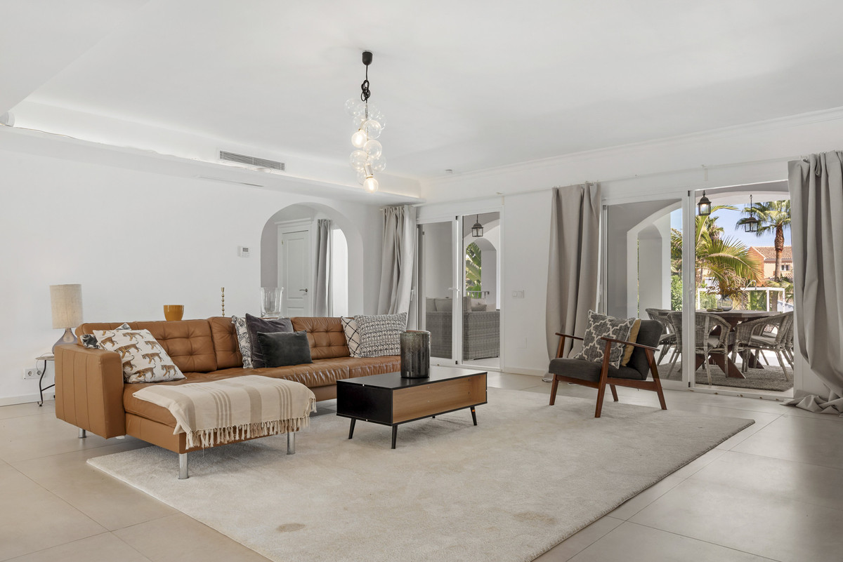 Villa en alquiler vacacional en Nueva Andalucia, Marbella