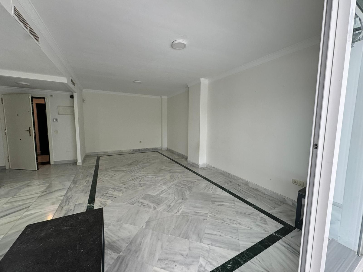 Apartamento Planta Baja en alquiler en Nueva Andalucia, Marbella