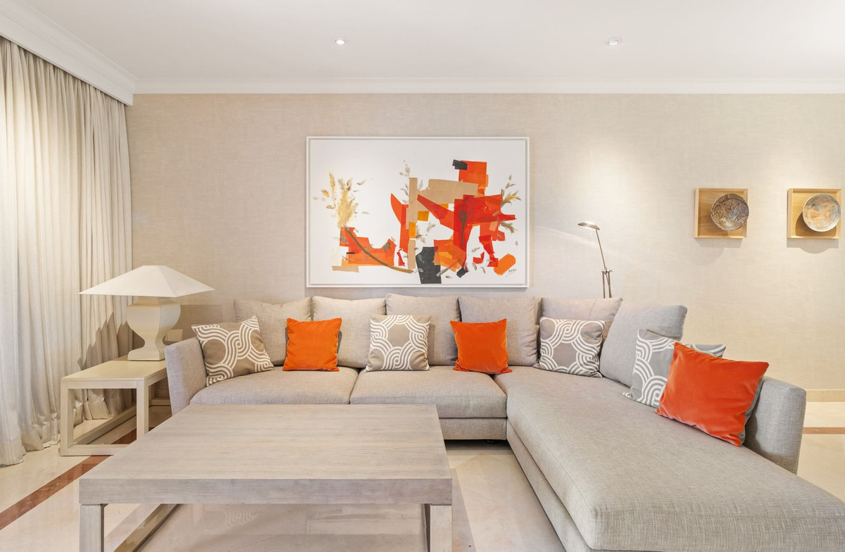 Ground Floor Apartment for short term rent in Bahia de Marbella, Marbella East