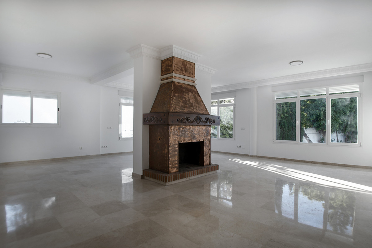 Villa en alquiler en Nueva Andalucia, Marbella