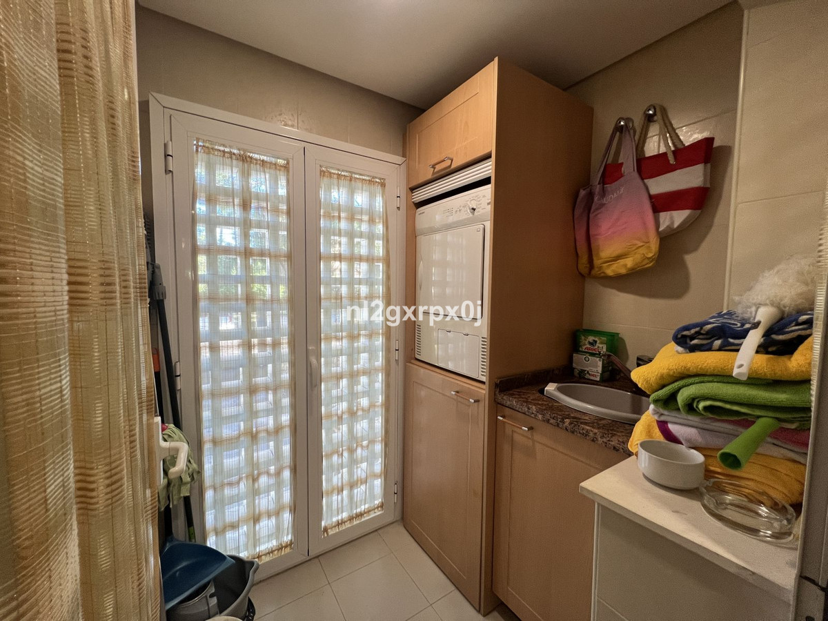 Semi Detached Villa for rent in Costalita, Estepona East