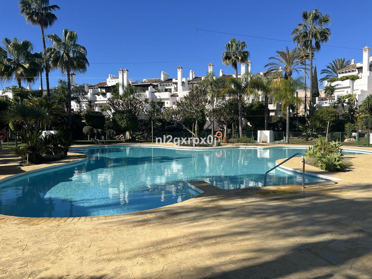 Semi Detached Villa for rent in Costalita, Estepona East
