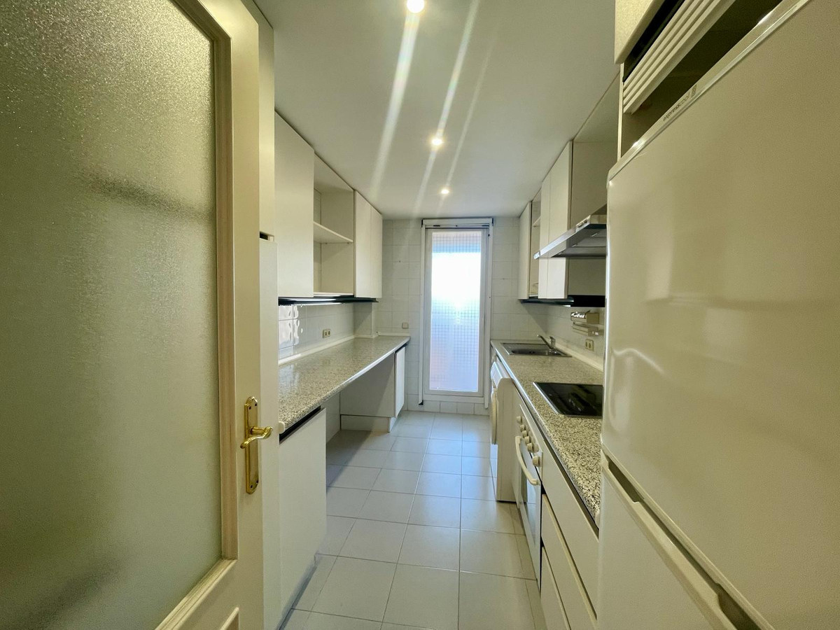 Penthouse for rent in Marbella - Puerto Banus