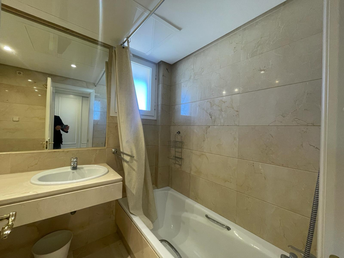 Penthouse for rent in Marbella - Puerto Banus