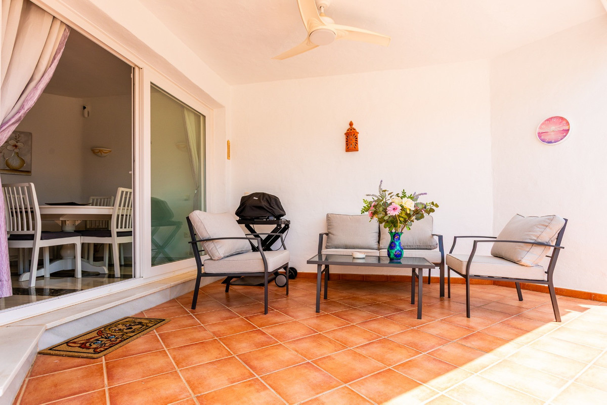 Penthouse for long term rent in Calahonda, Mijas Costa