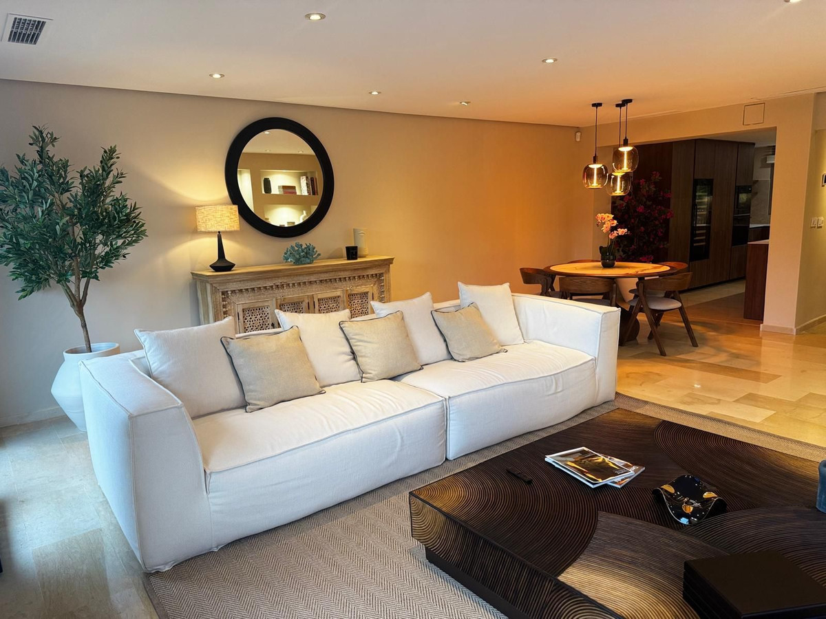 Villa for rent in Nagüeles, Marbella Golden Mile