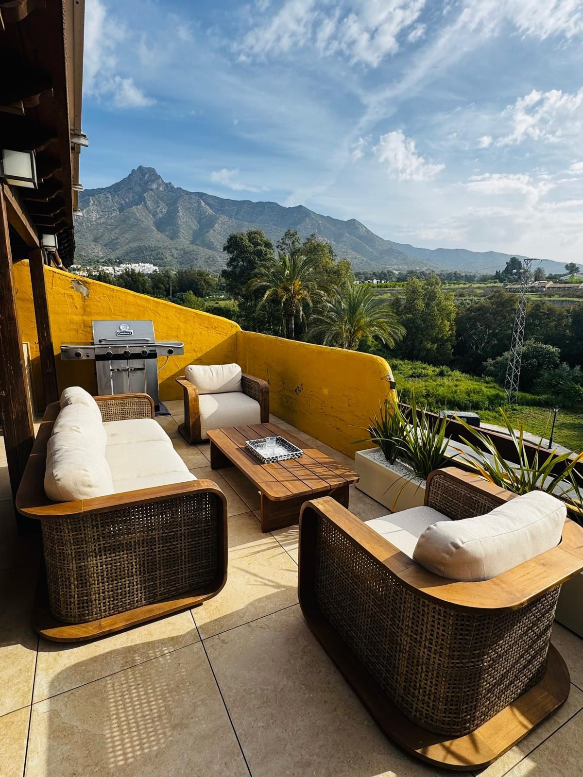 Villa for rent in Nagüeles, Marbella Golden Mile