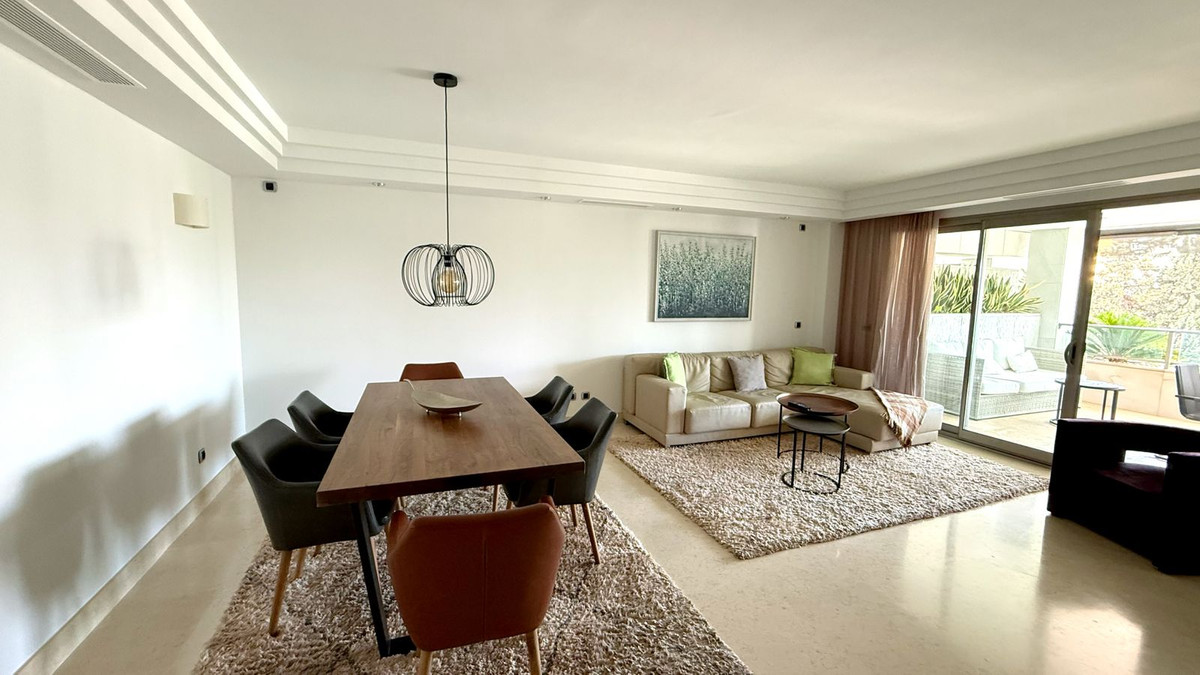 Apartment for long term rent in Marbella Golden Mile