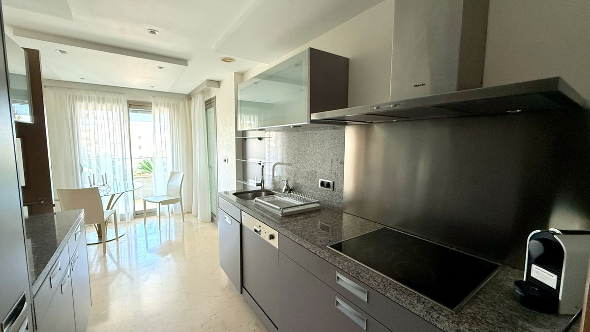 Apartment for long term rent in Marbella Golden Mile