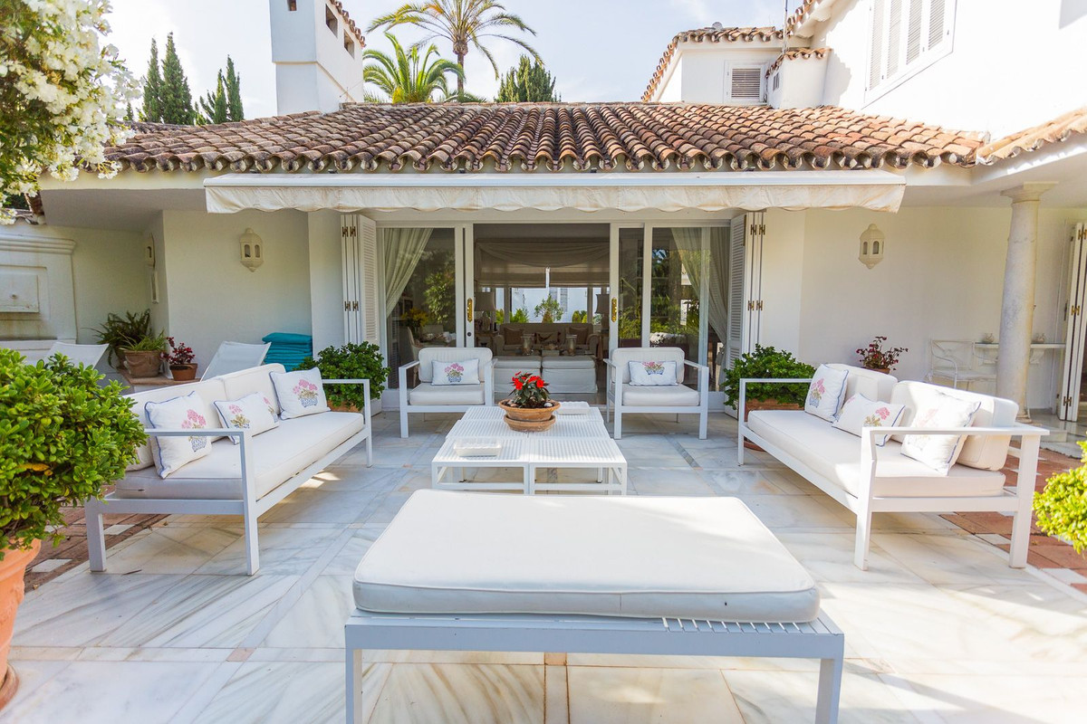 Villa for rent in Marbella Golden Mile