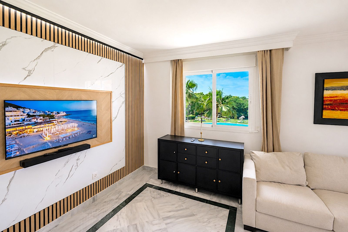 Apartamento en alquiler en Nueva Andalucia, Marbella