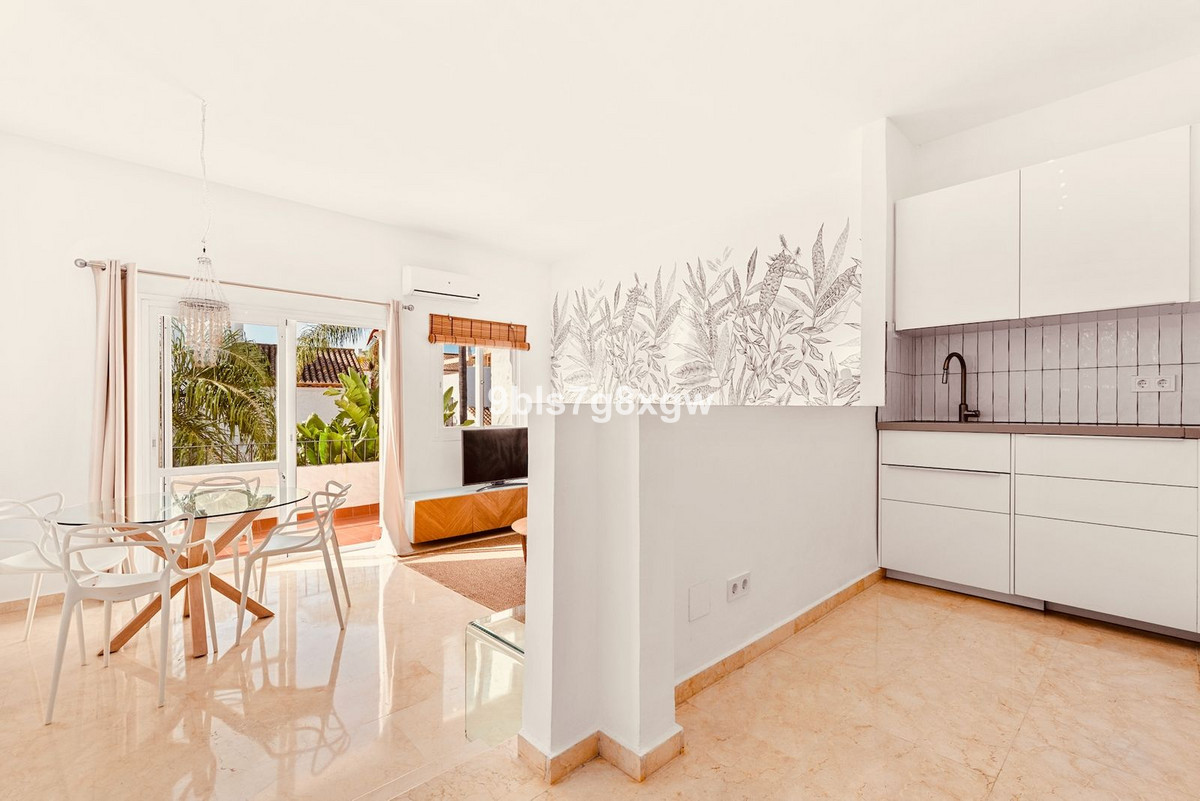 Apartamento En alquiler en Benavista, Estepona Este