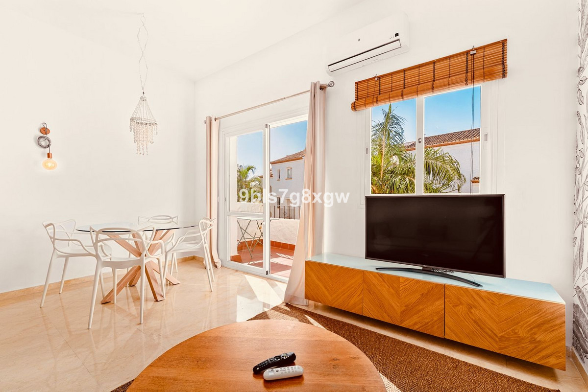 Apartamento En alquiler en Benavista, Estepona Este