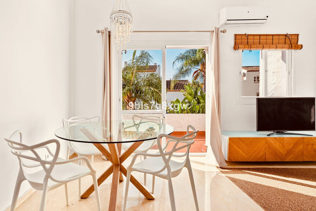 Apartamento En alquiler en Benavista, Estepona Este