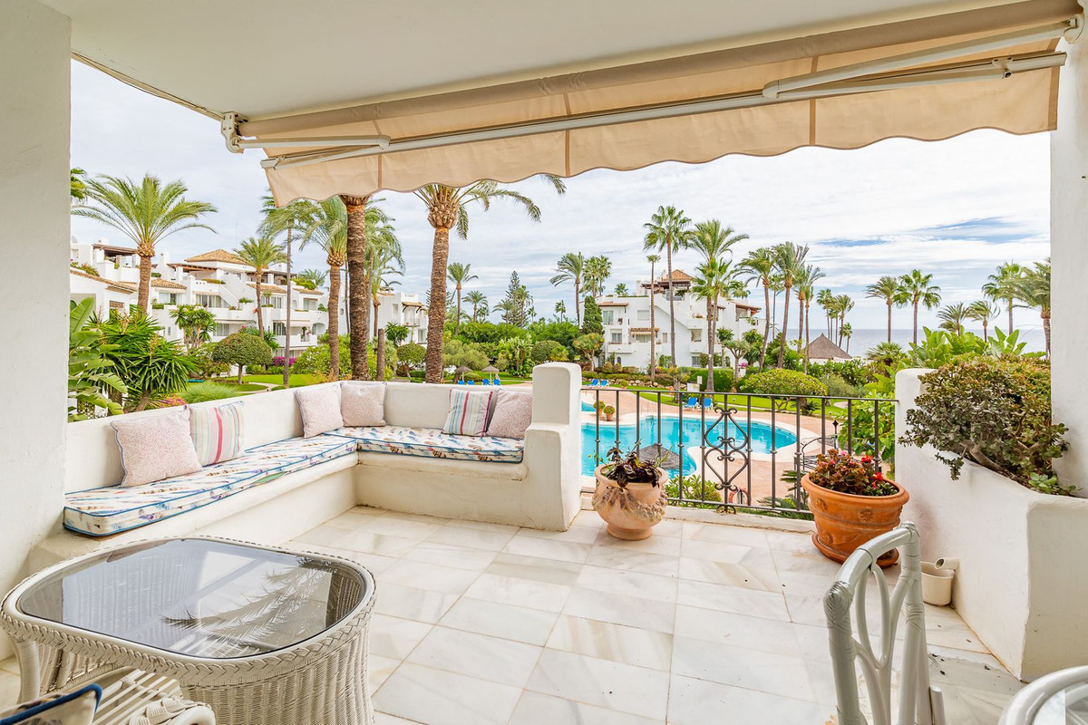 Apartment for short term rent in Estepona
