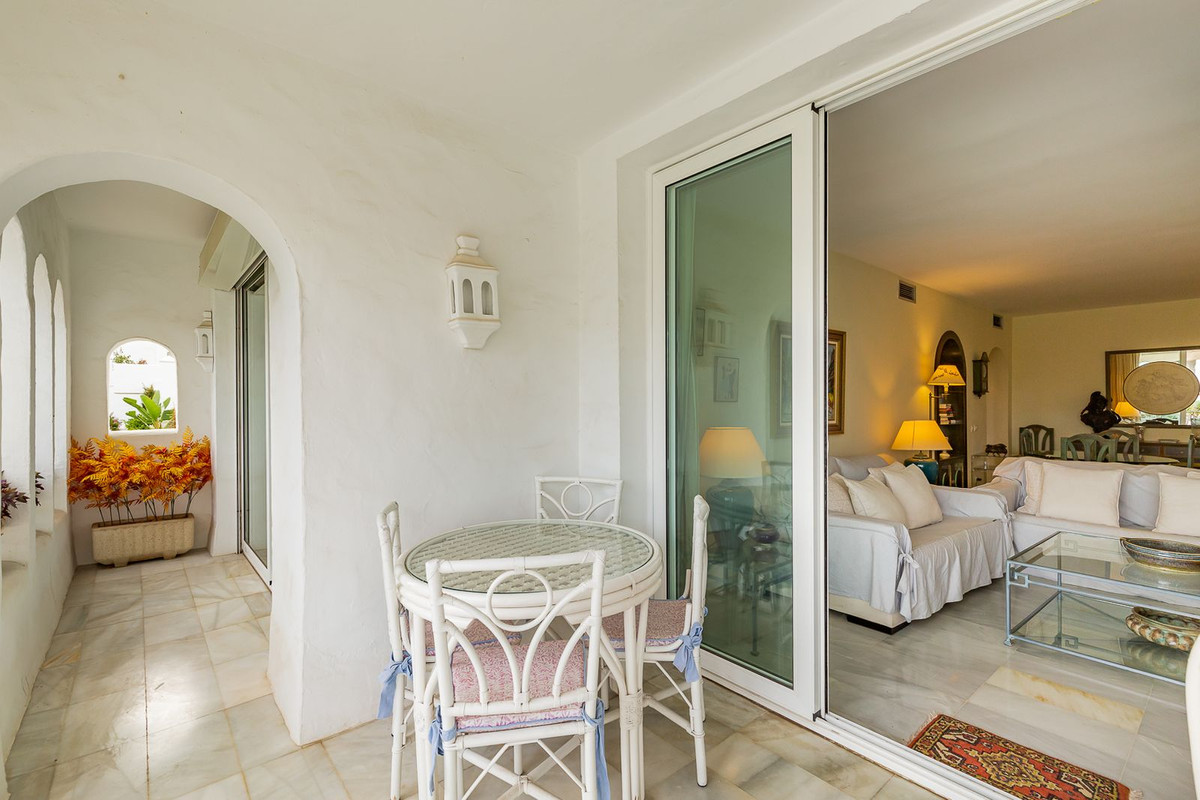 Apartment for short term rent in Estepona