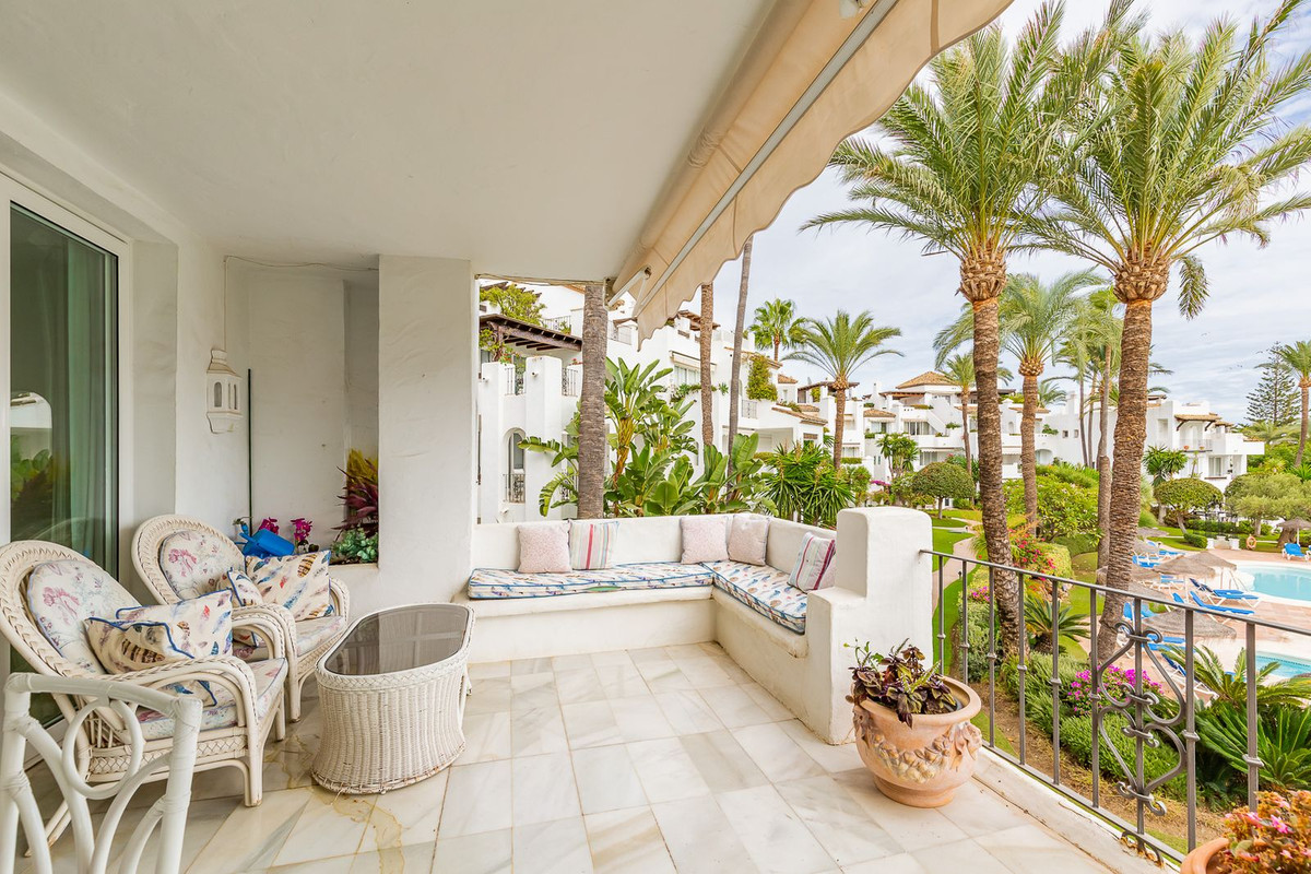 Apartment for short term rent in Estepona