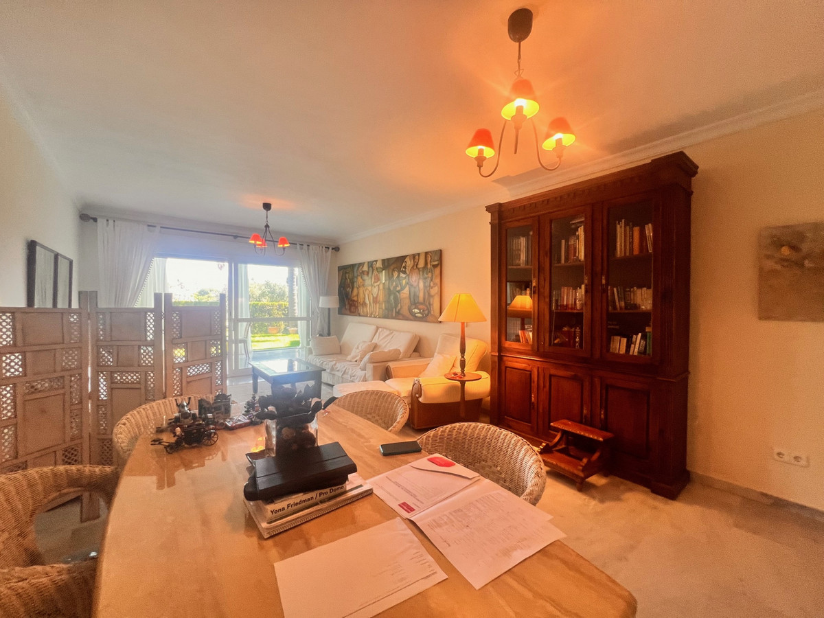 Apartamento En alquiler en Guadalmina Baja, San Pedro de Alcantara