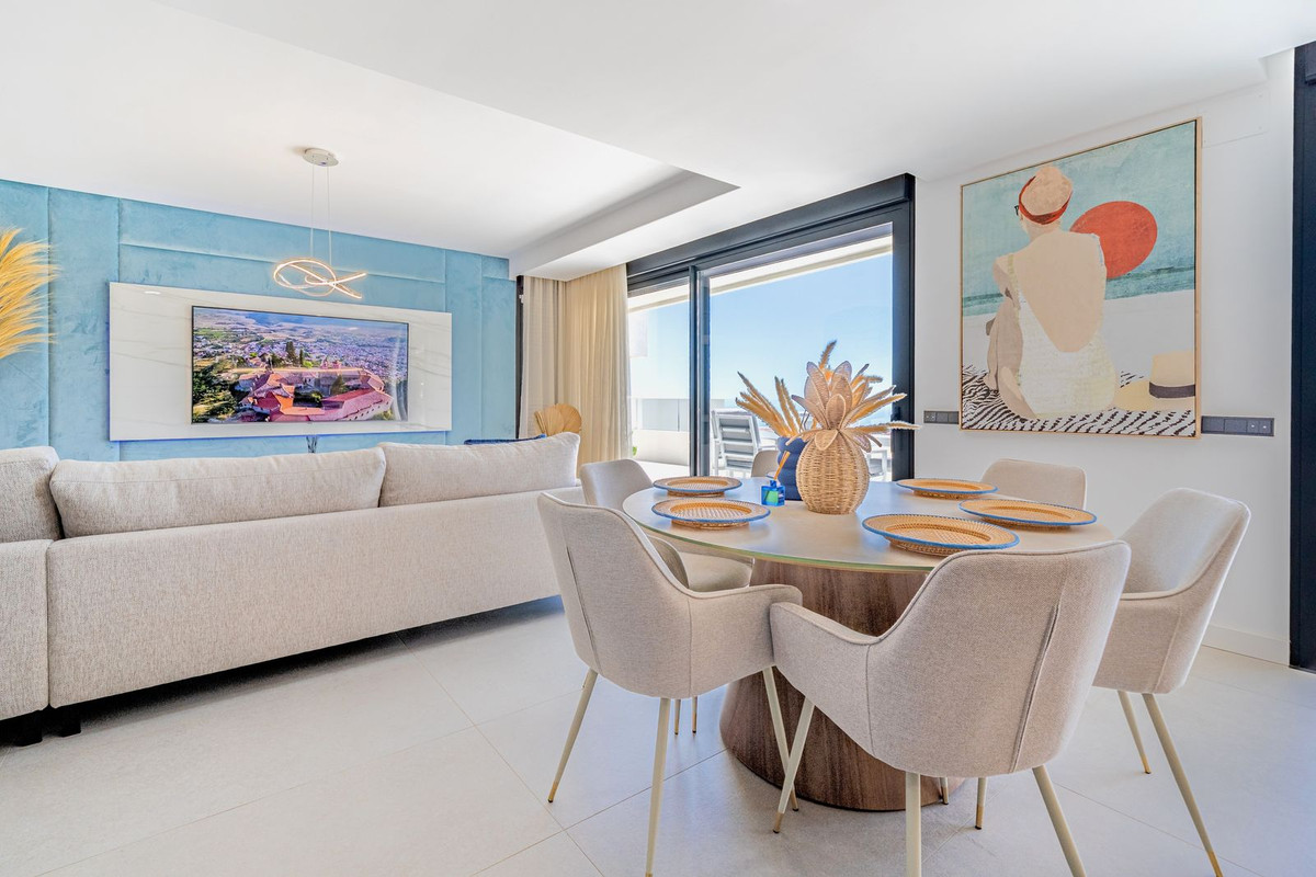 Apartment for rent in Los Altos de los Monteros, Marbella East