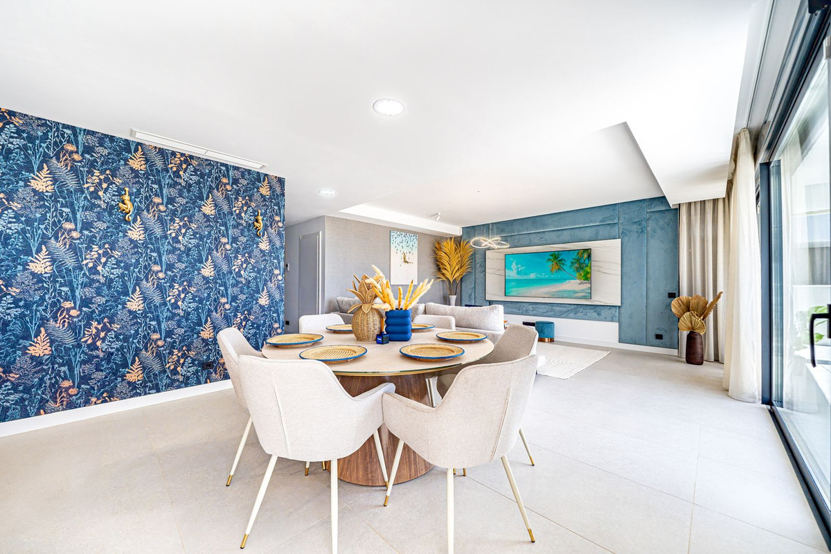 Apartment for rent in Los Altos de los Monteros, Marbella East