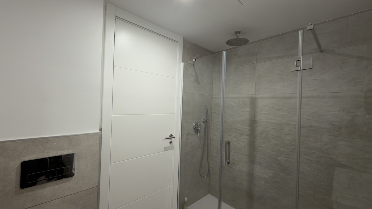 Apartamento en alquiler en Estepona Este