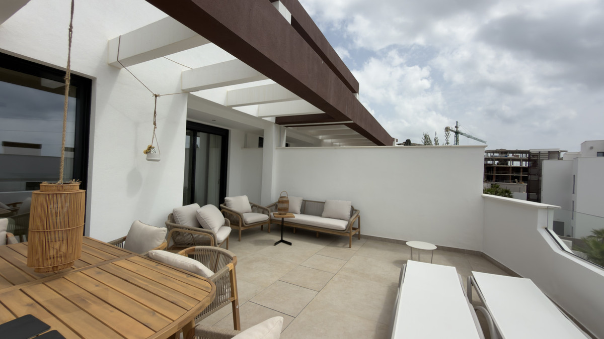 Apartamento en alquiler en Estepona Este