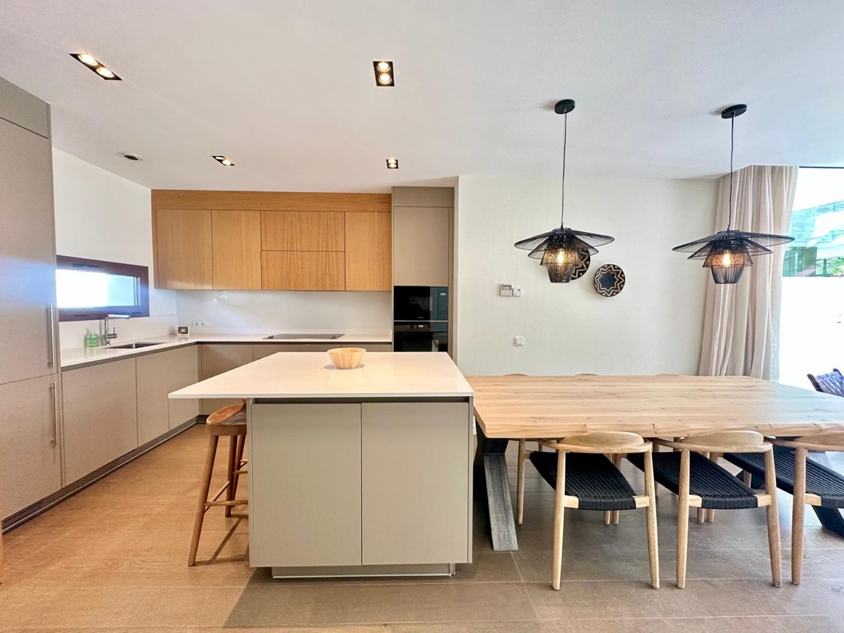 Town House for rent in Marbella Golden Mile
