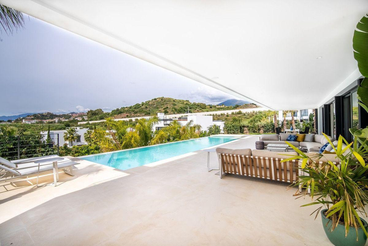 Villa for rent in Nueva Andalucia, Marbella