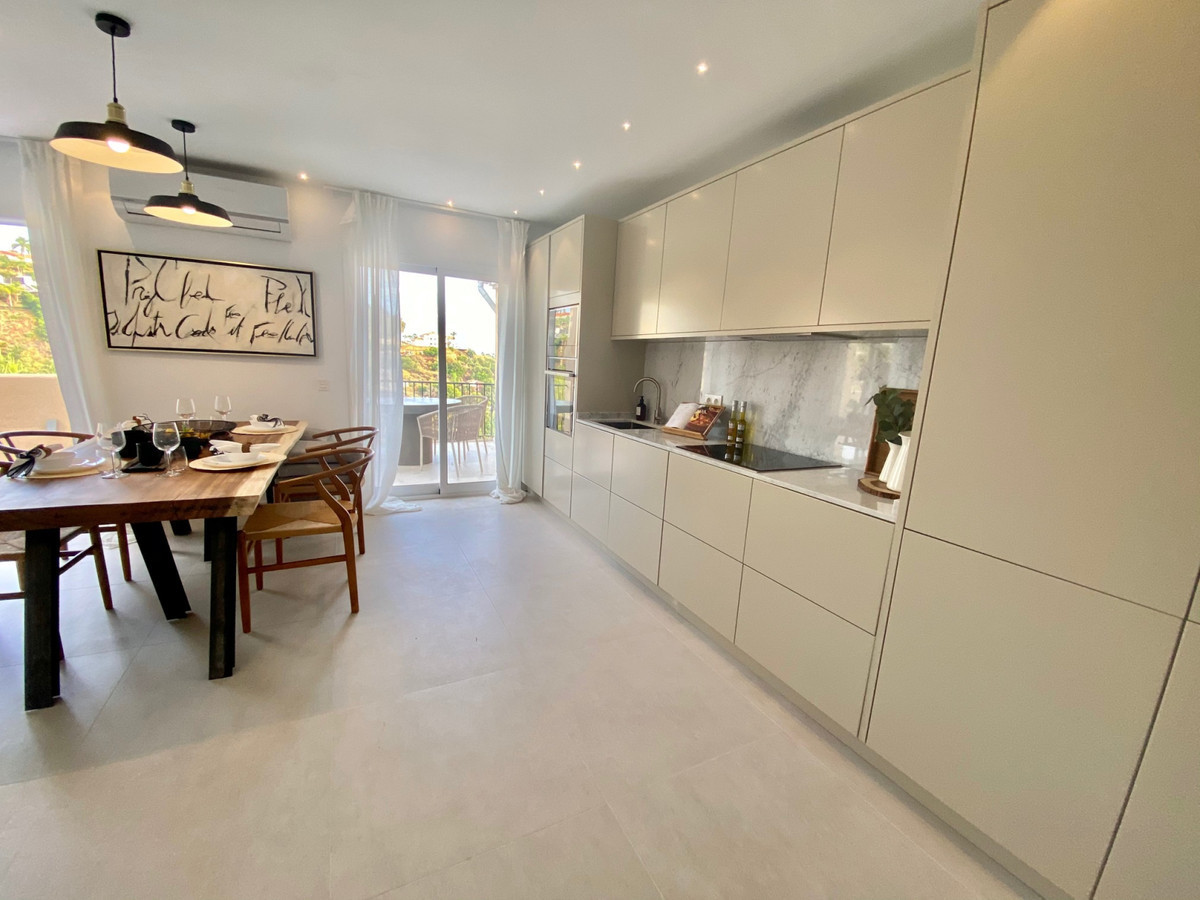 Penthouse for short term rent in La Quinta, Benahavis