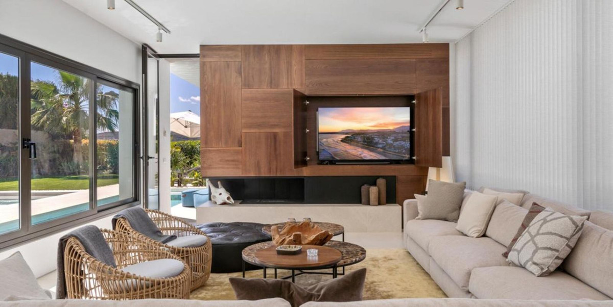 Villa for short term rent in Benahavis