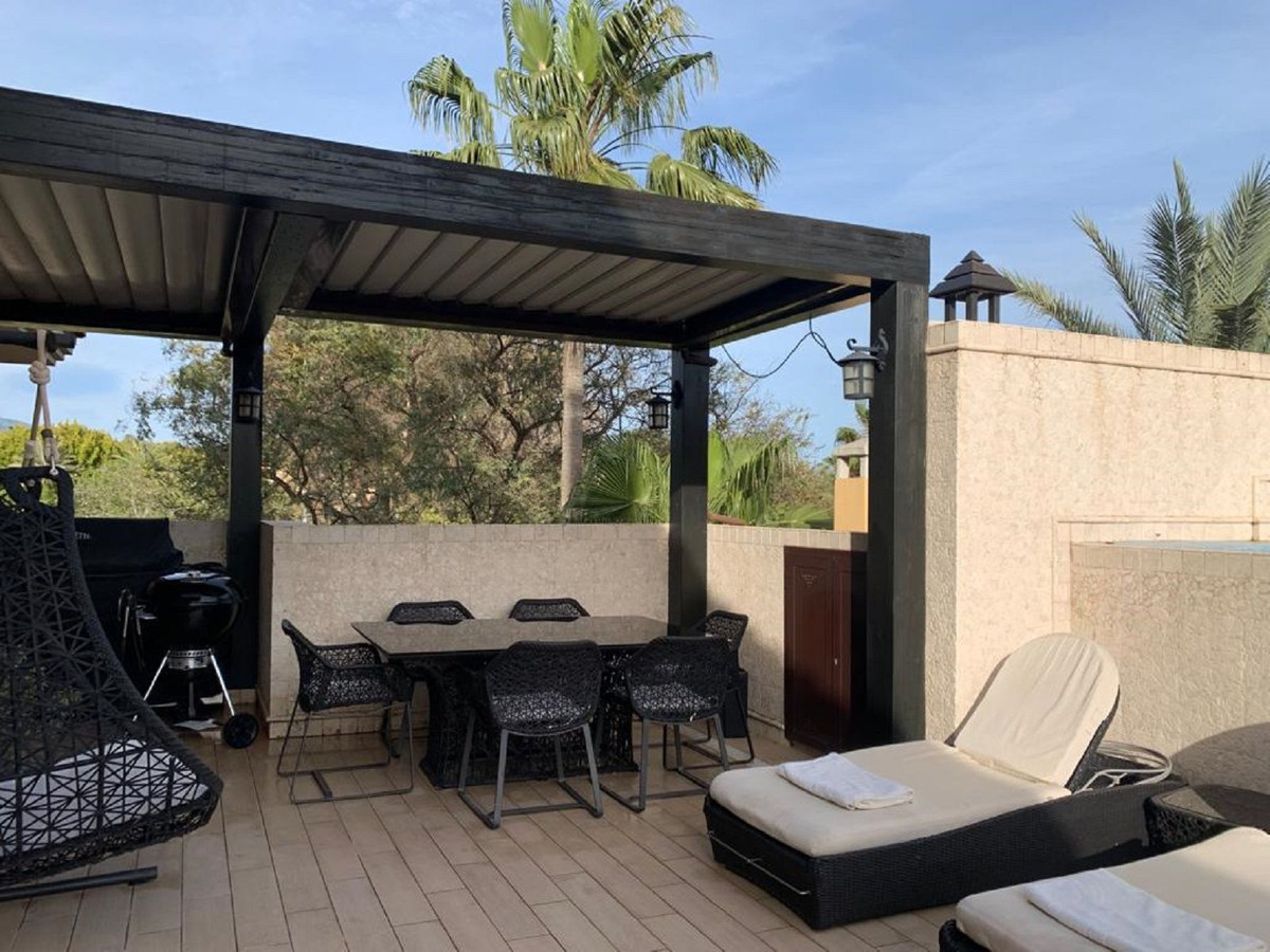 Apartment for rent in Marbella - Puerto Banus