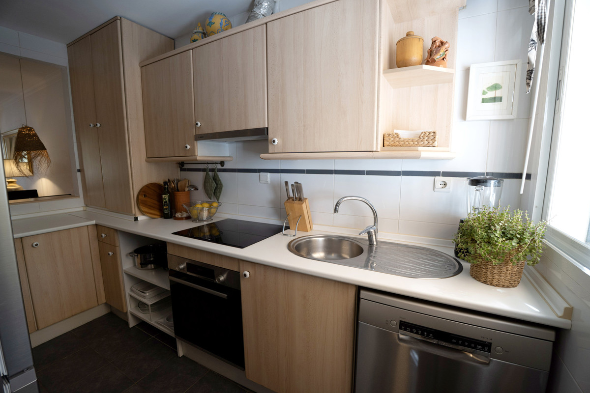 Apartment for long term rent in Nueva Andalucia, Marbella