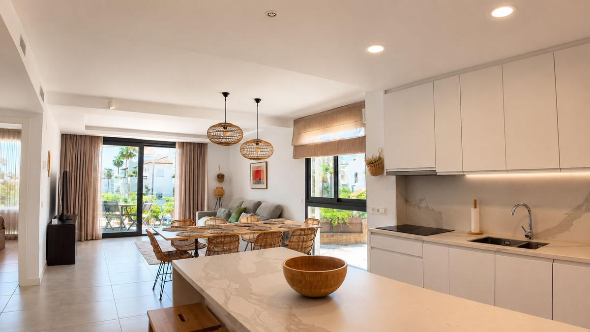Apartment for short term rent in Estepona