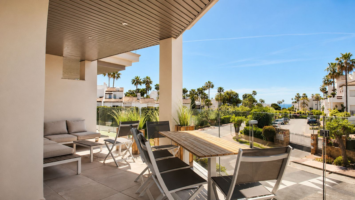 Apartment for short term rent in Estepona