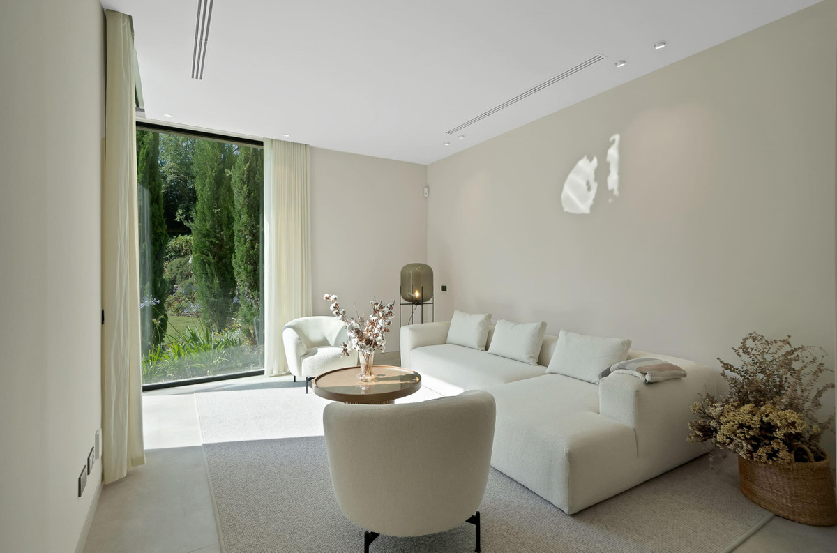Villa for rent in Marbella