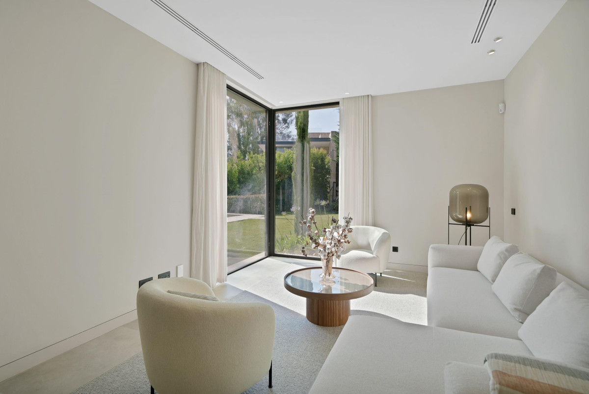 Villa for rent in Marbella