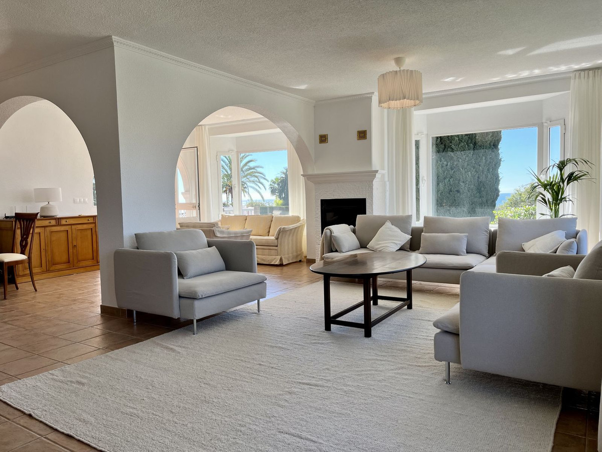 Villa for rent in Elviria, Marbella East