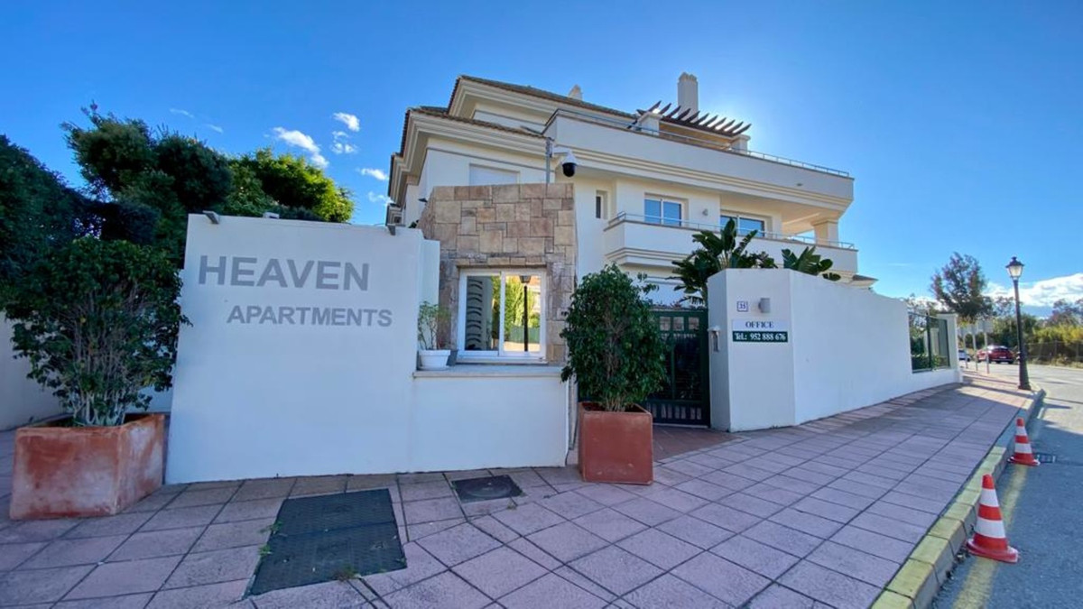 Penthouse for short term rent in Estepona