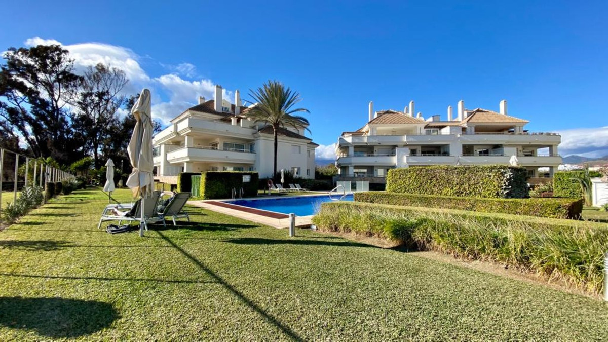 Penthouse for short term rent in Estepona