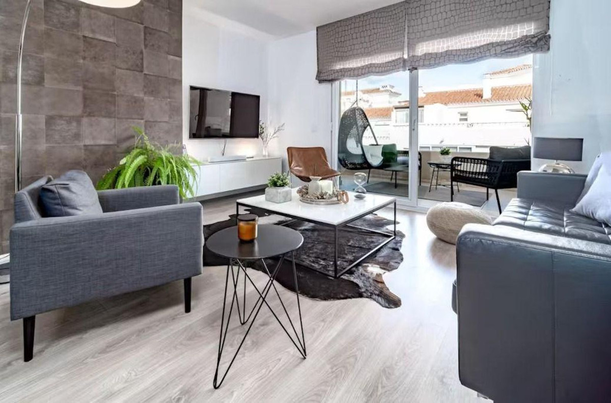 Apartment for short term rent in Nueva Andalucia, Marbella