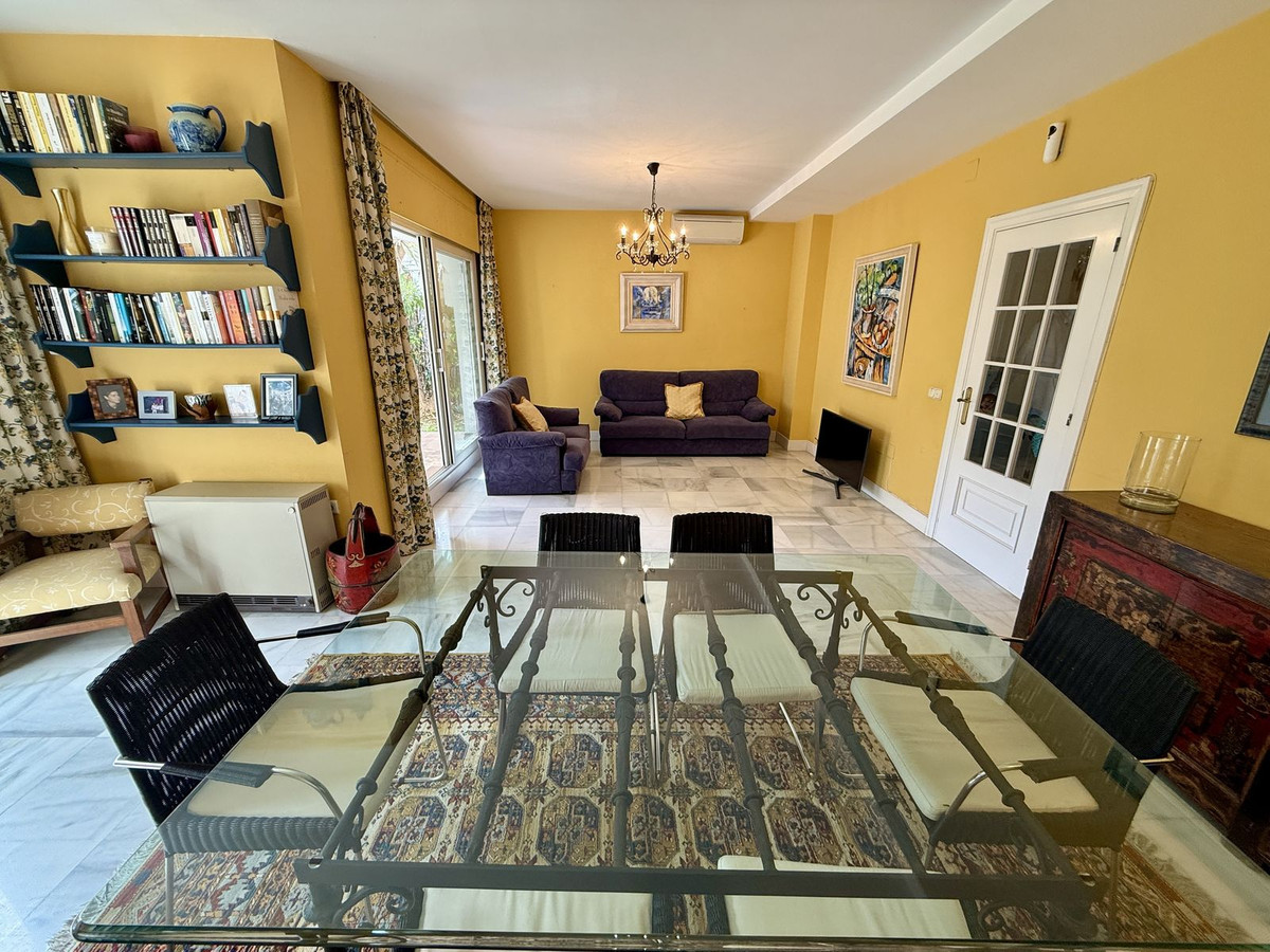 Semi Detached Villa for long term rent in Marbella Golden Mile